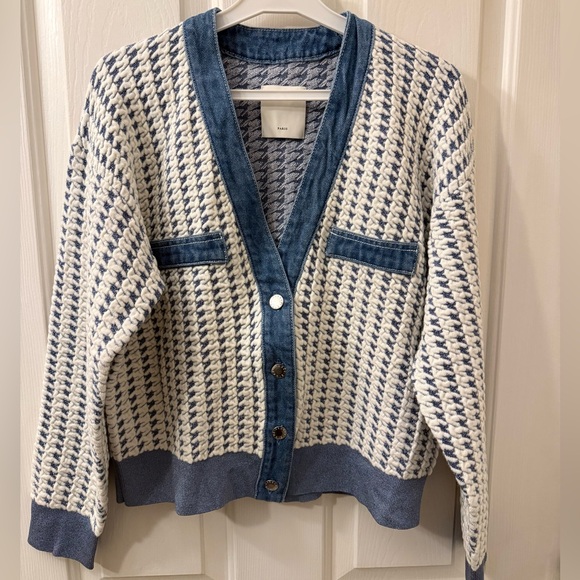 Sandro Blue and Cream Knit Cardigan size 1 - Picture 4 of 9
